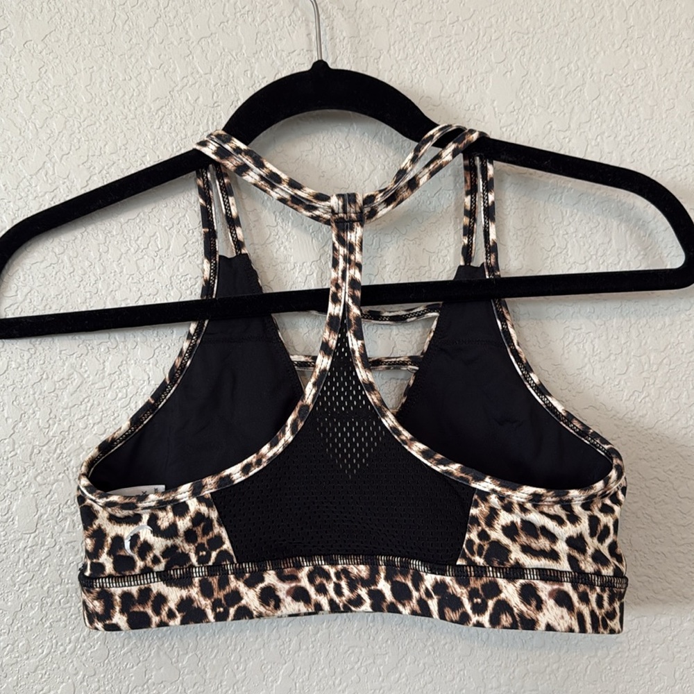 ZYIA Leopard Print Sports Bra and Leggings Set size medium 4 - Picture 3 of 8